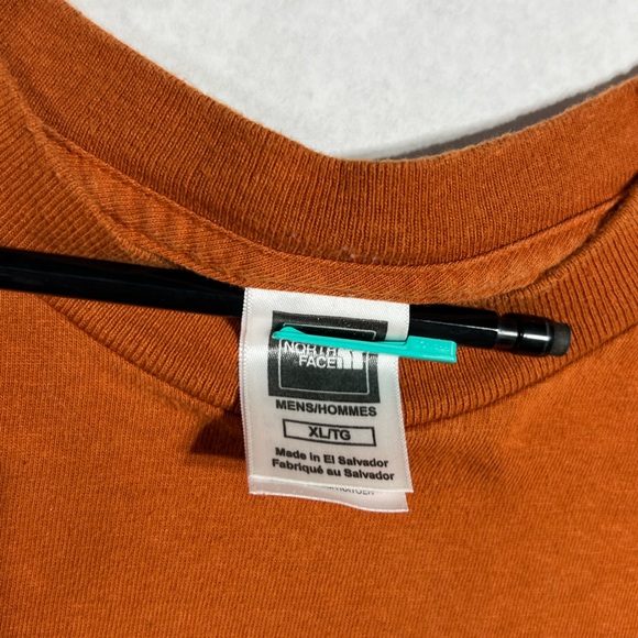 Orange and camo North face Tshirt size XL - Picture 5 of 6